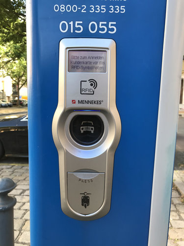 ladesäule_2.jpg
