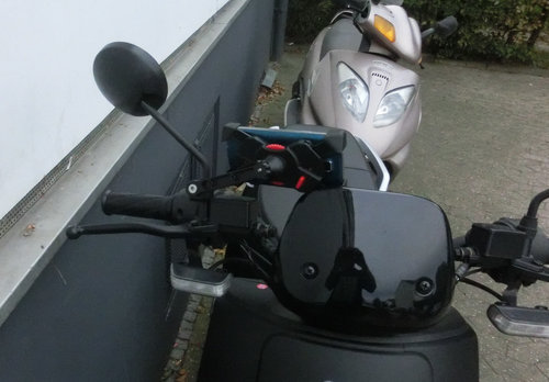 Handy_vorne.jpg
