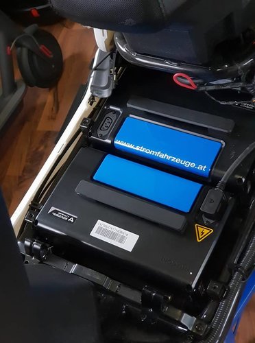 Niu 2 Batterien.jpg