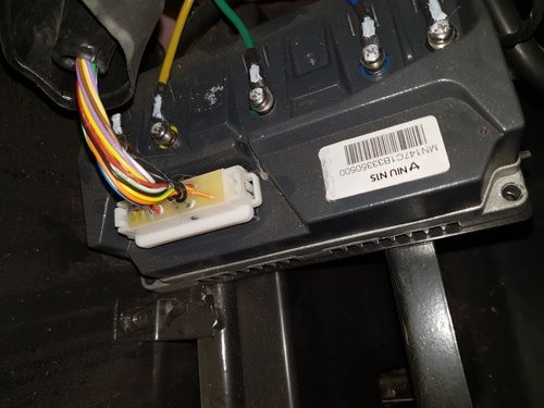 Niu_Original_Controller.jpg