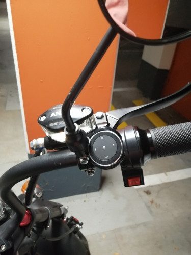 Chopper-Media Button.jpg