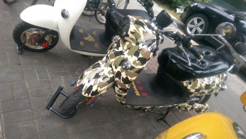 camouflageUNU .jpg
