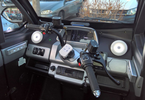 illu-cockpit.jpg