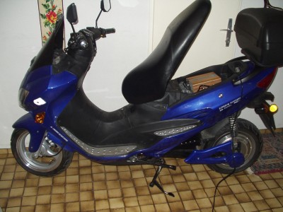 X-treme scooter 3500 li-1.jpg