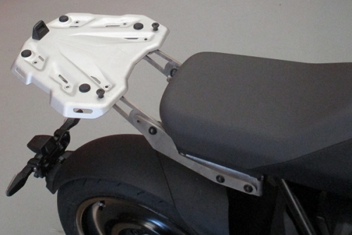 givi-sr2142-portapacchi-posteriore-bauletto-bmw-ce04-2022.png