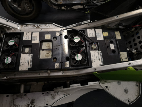 VX1_batteriefach 1.jpg
