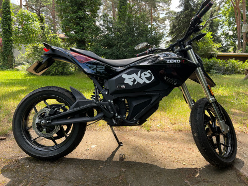 FXE+Sticker2.jpg