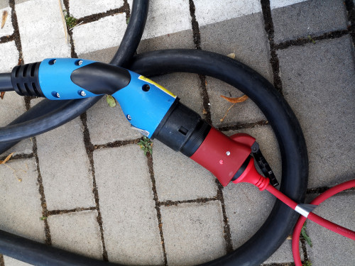 Adapter1_Typ2_Kabel_2.jpg