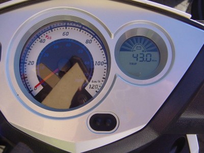 E-Tacho_Tages-km.JPG