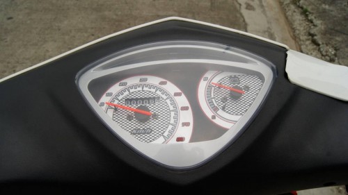 Tacho.jpg