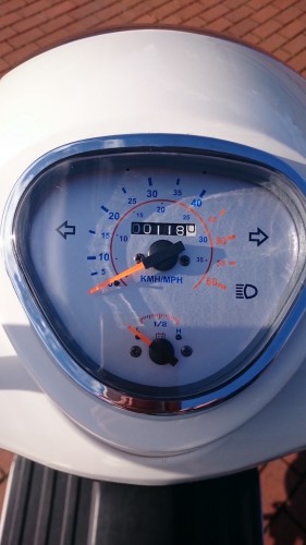 13 Tacho.JPG