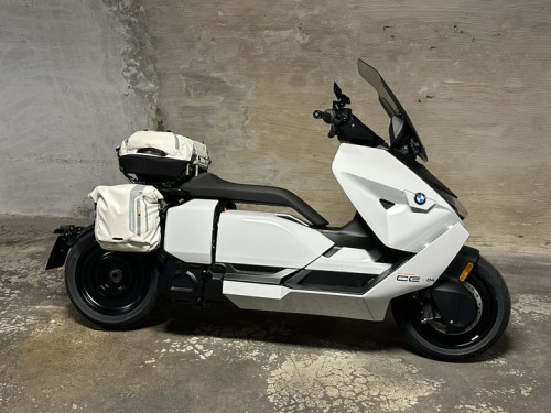 BMW CE 04.jpg