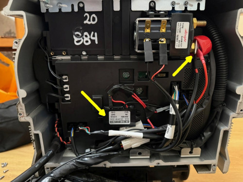 2024 MR battery 12VUI rework relay contact w arrows.jpg