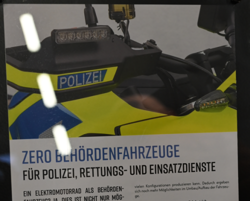 ZERO_POLIZEI_text.png