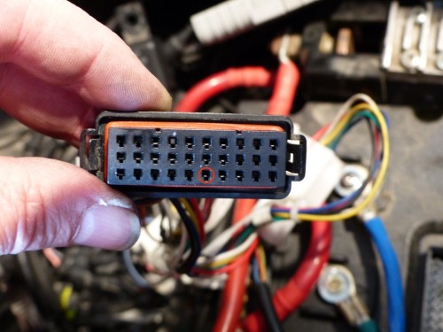 vRone_+5V-Brake_Kontakt.JPG